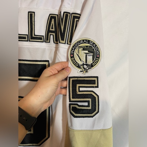 Reebok Black and White Jerseys Classic Pittsburgh Penguins Style - Picture 16 of 16